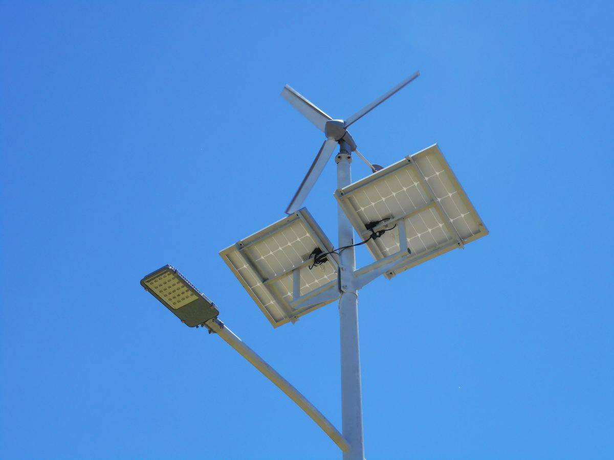 hybrid wind solar lights